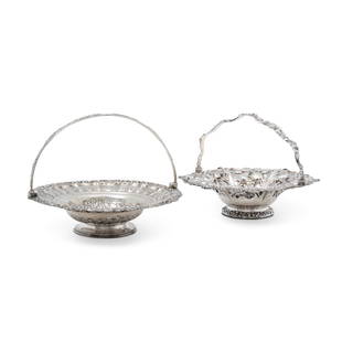 Two sterling baskets, England end of 19th Century: Weight kg 1,799 cm 31,00 cm 30,00