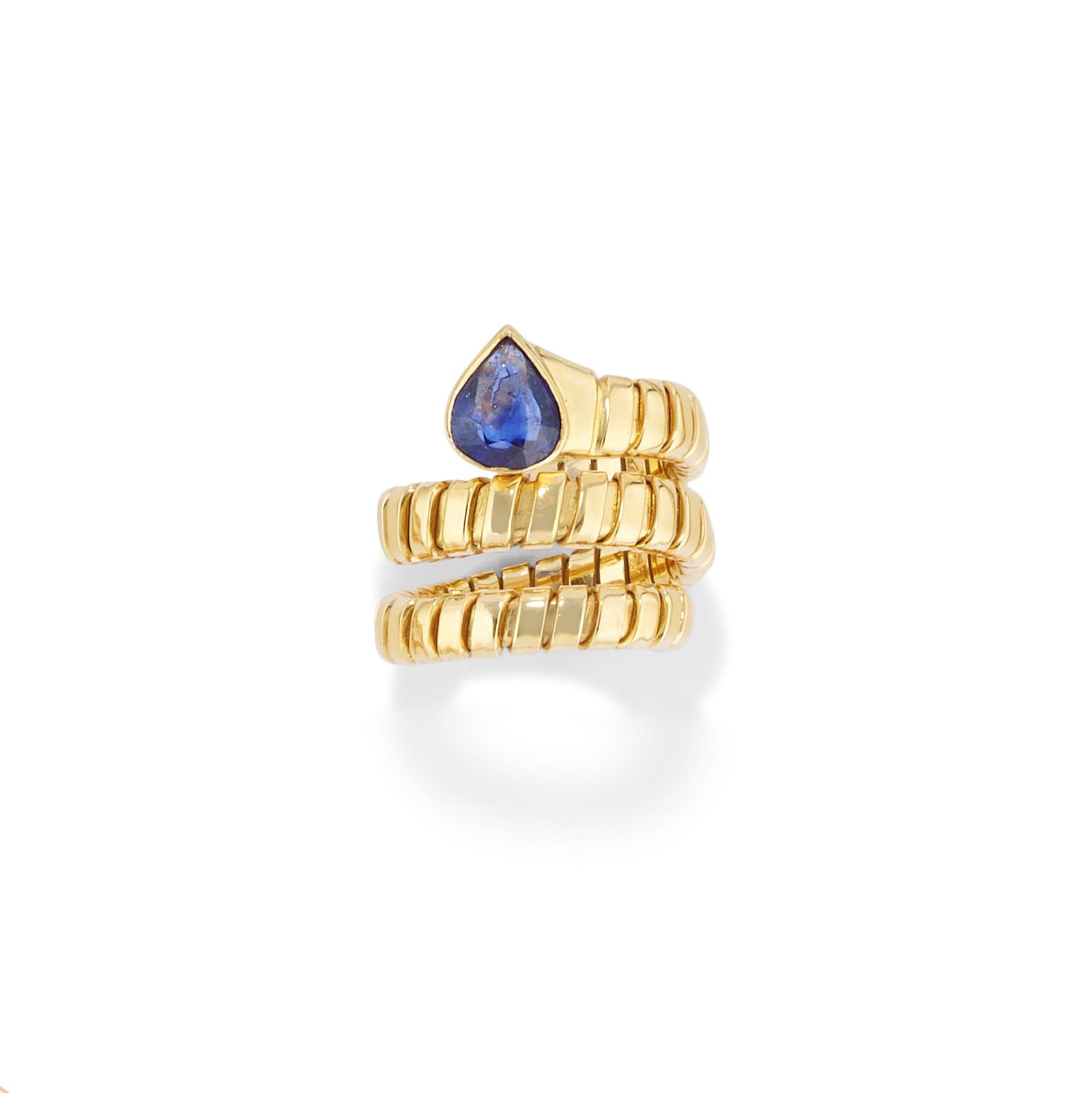 A 18K yellow gold and sapphire ring (1 of 1)