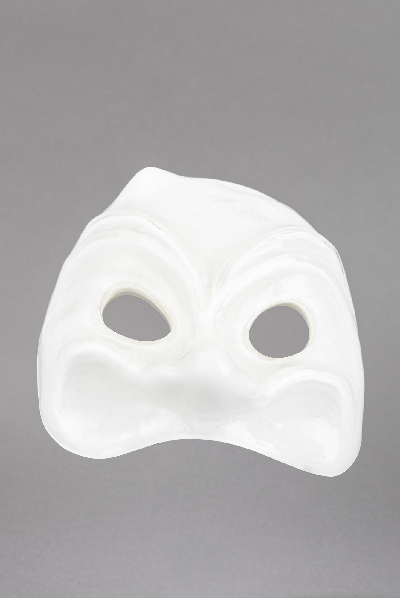 Venini - Mask: Mask, 1990 h 17 x 17 x 10 cm incamiciato opaline white glass.Signed and original label.