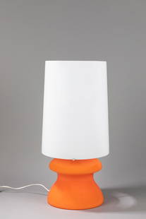 Luciano Vistosi - Table lamp, 1950 ca.: h 5 x 24 cm opale orange glass and brass details.Vetrerie Vistosi Manufacture.