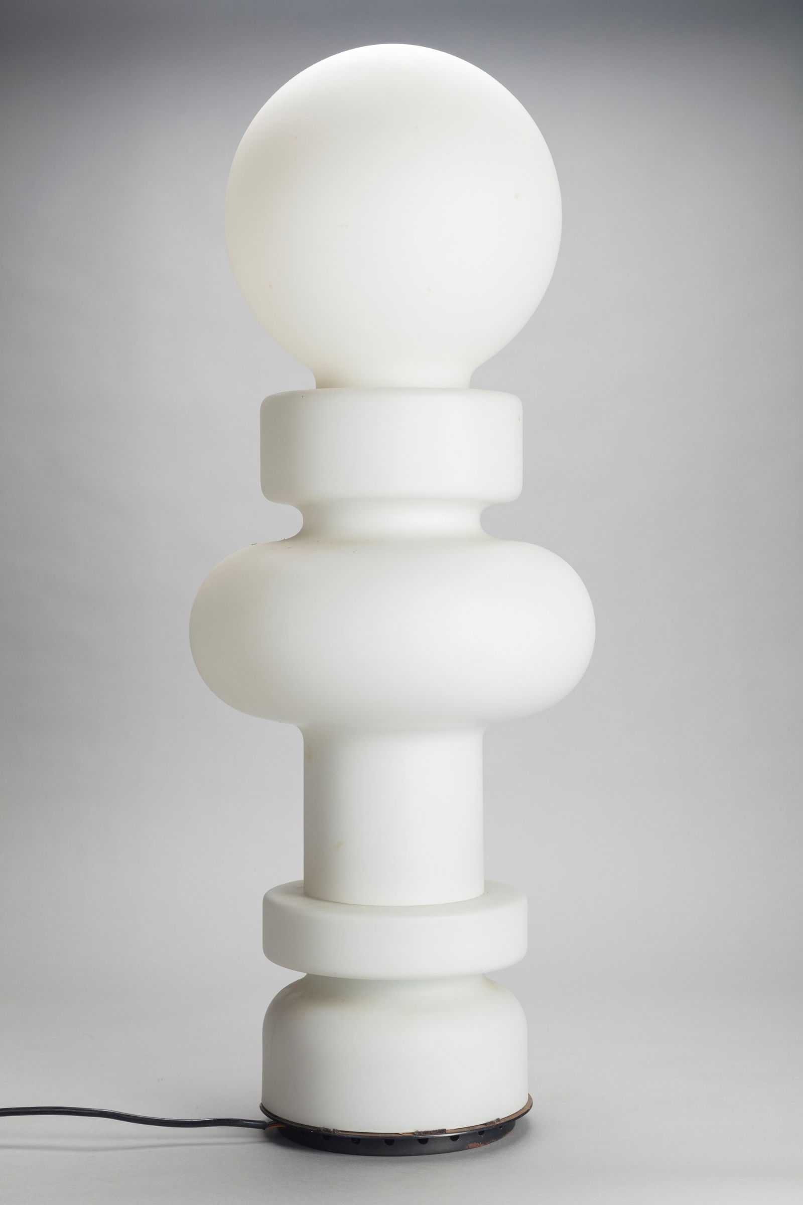 Bobo Piccoli - Re, 1968: h 89 x 32 x 32 cm Floor lamp, made of satin opaline glass and lacquered metalEdited by Fontana Arte LITERATUREG. Gramigna, Repertorio 1950-1980, Mondadori, Milano, 1985 p.282;Domus n.403, Giugno 1968