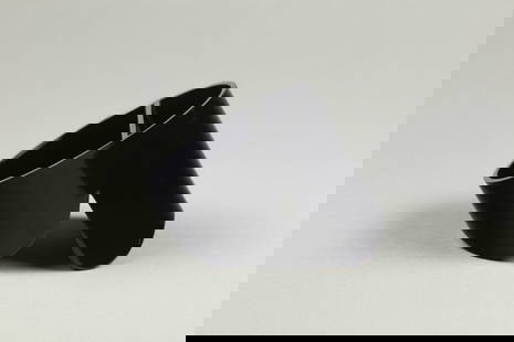 Enzo Mari (1932) - Colleoni, 1970 ca.: h 8 x diam 10 cm pencil holder, black technopolymerManufactured by Danese Milanobrand under base