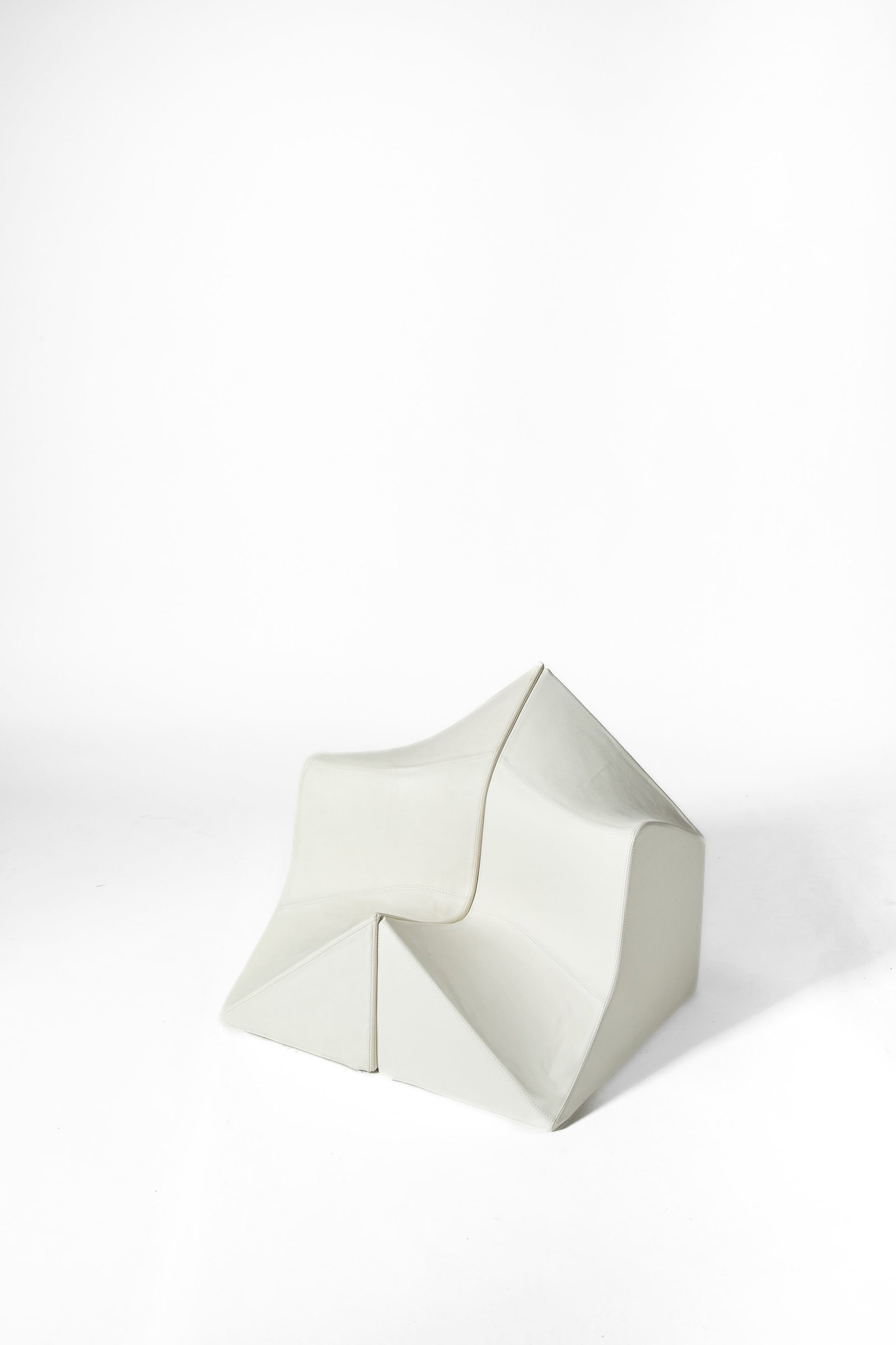 Zaha Hadid (Baghdad 31/10/1950 - Miami 31/03/2016) - Modular seat model 'Z-Play' , 2002: 42 x 72 x 72 cm designed in 2002executed in 2000 circafoam, eco-leatherSawaya & Moroni edition, Milan, Italy LITERATURE AA. VV. 'L’Età dei linguaggi. Sawaya & Moroni: 25 anni di ricerca tra archite