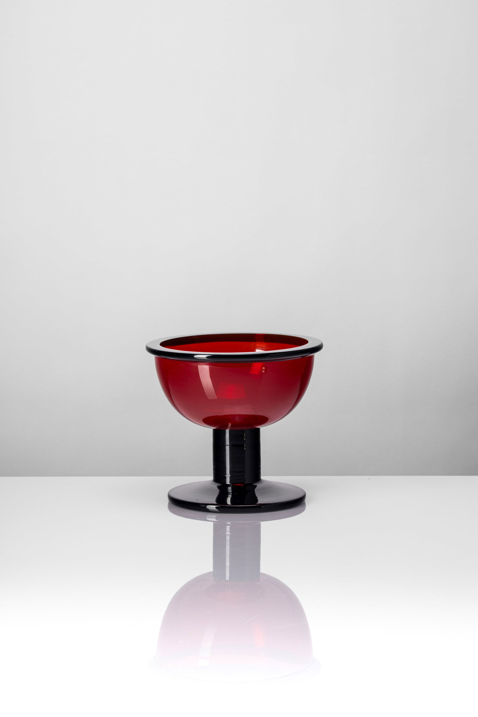 Ettore Sottsass Jr (1917 - 2007) - Bowl model 'Aulica', 1972: 20 x 22 x 22 cm designed in 1972blown glassengraved signature E.SOTTSASS 121/250 / VISTOSI under the baseVistosi edition, Murano, Italy PROVENANCE Private collection, Pavia, Italy