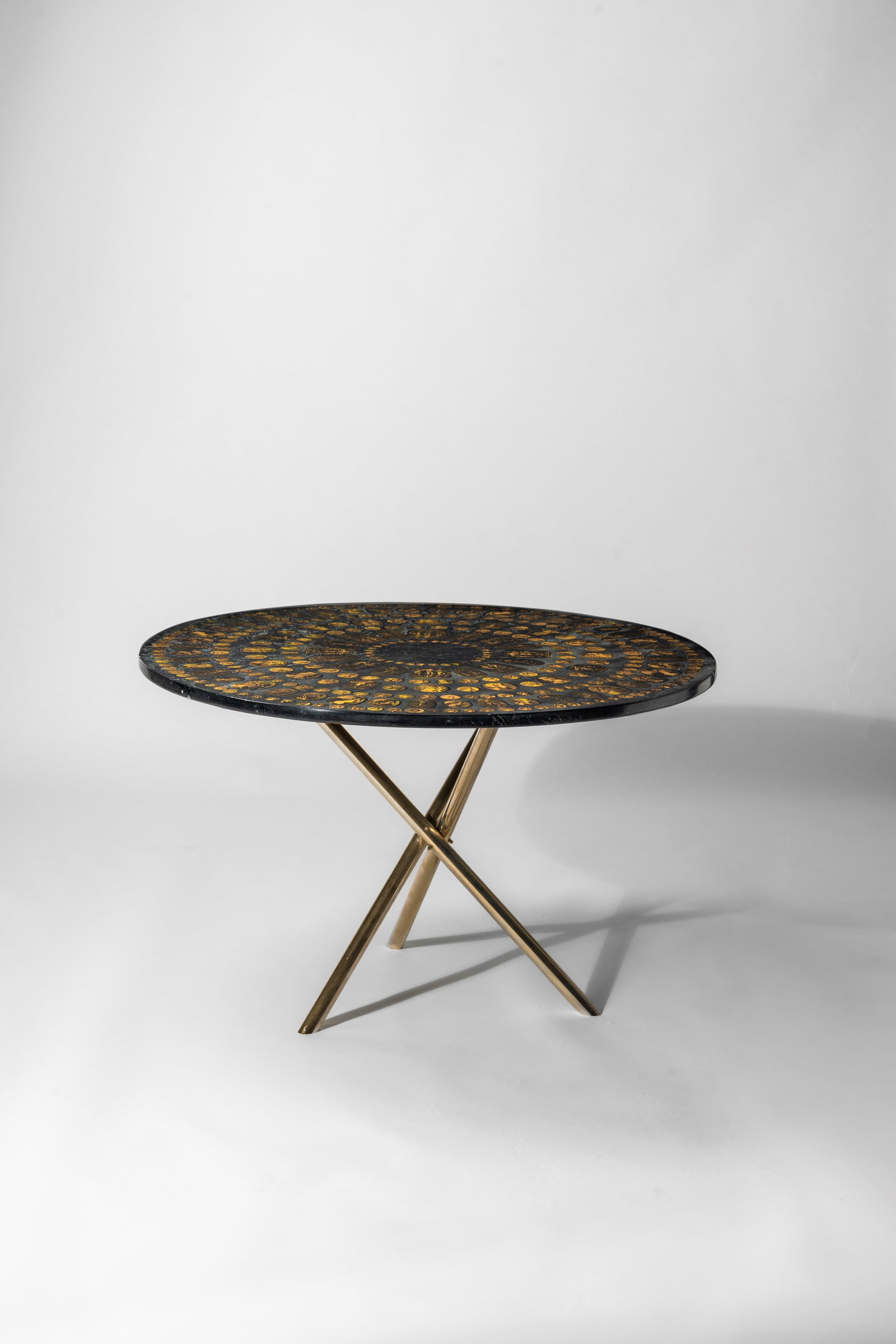 Piero Fornasetti (Milano 10/11/1913 - Milano 09/10/1988) - Dining table 'Cammei' , 1960 circa (1 of 4)