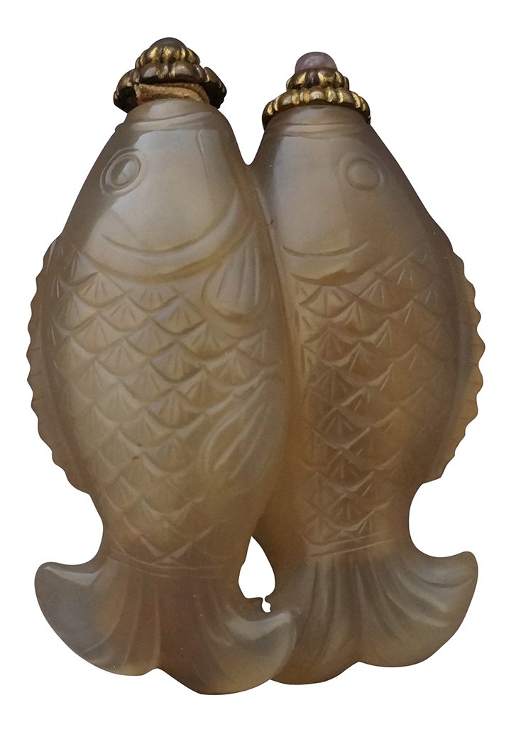 Double Fish Agate Snuff Bottle (1 of 7)
