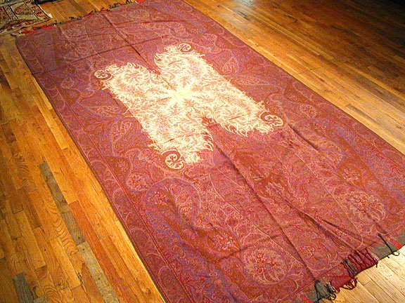 Paisley Shawl (1 of 5)