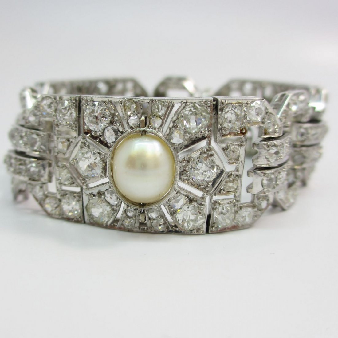 ANTIC PLATINUM LADY'S BRACELET (1 of 5)