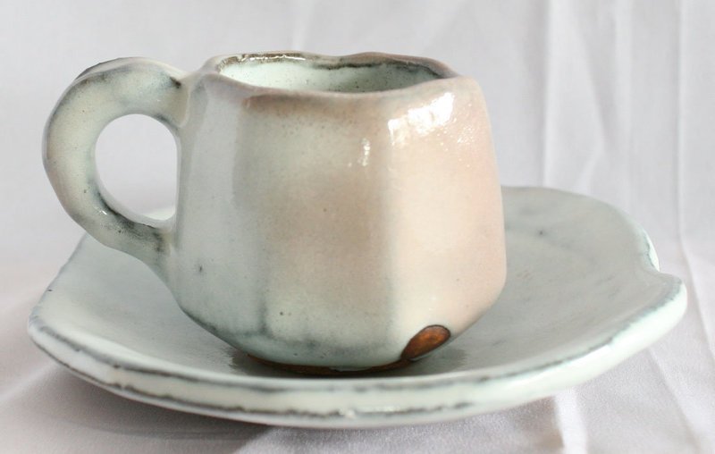 Kaneta Masanao Hagi Ware Coffee Cup and Saucer with (1 of 4)