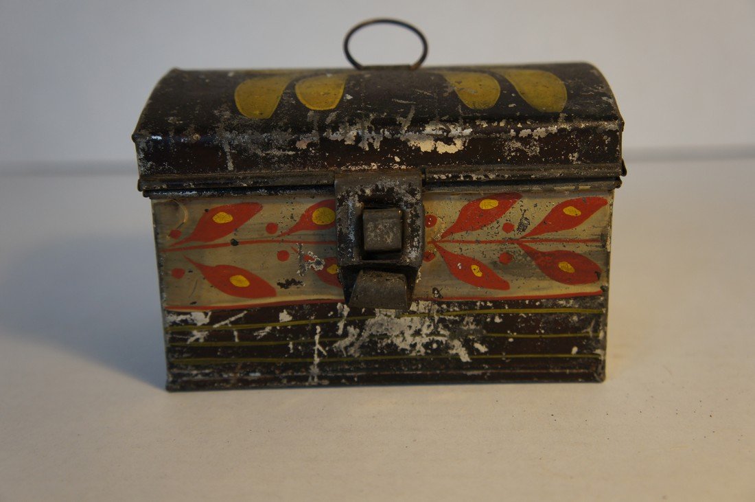 Tole country painted tin very small box (1 of 6)