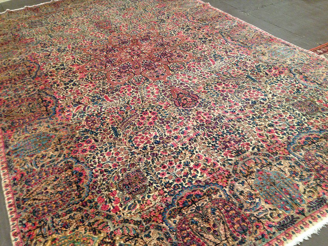 Antiqur Persian Lavar Kirman carpet (1 of 8)