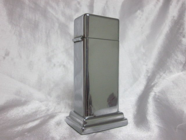Zippo Barcroft #2 Plain Polished Chrome Petrol Table (1 of 3)