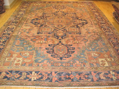 Persian Heriz Serapi: Antique Persian Heriz Serapi rug Size (feet): 9.8x12.10 010210 Please note that this lot has a reserve. When you leave a bid in advance of the auction, submit your maximum. LiveAuctioneers will bid on