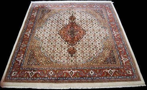 SQUARE TABRIZ MAHI DESIGN RUG (1 of 5)