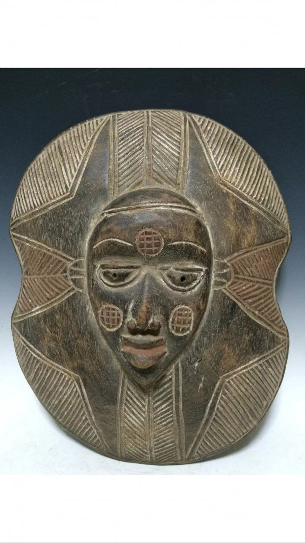 Yuroba Shield (1 of 4)