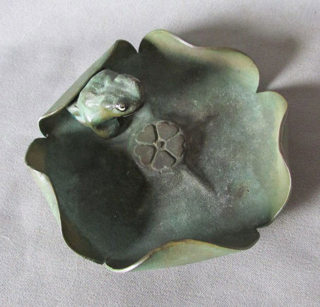 Antique Bronze Art Nouveau Frog on Lily Pad Advertising (1 of 4)