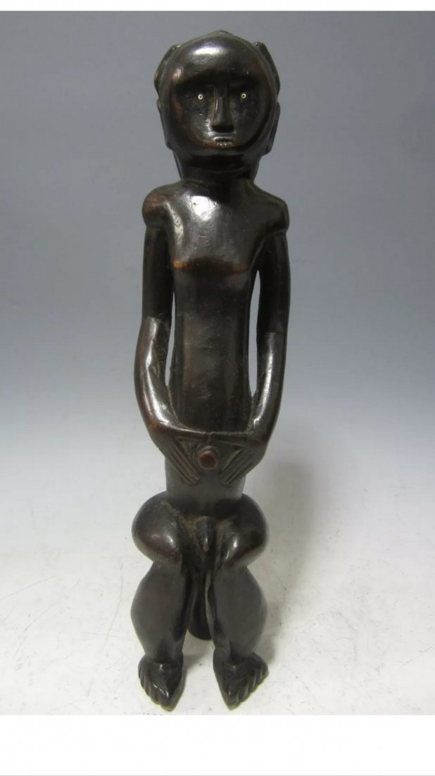 Fang Statue (1 of 6)