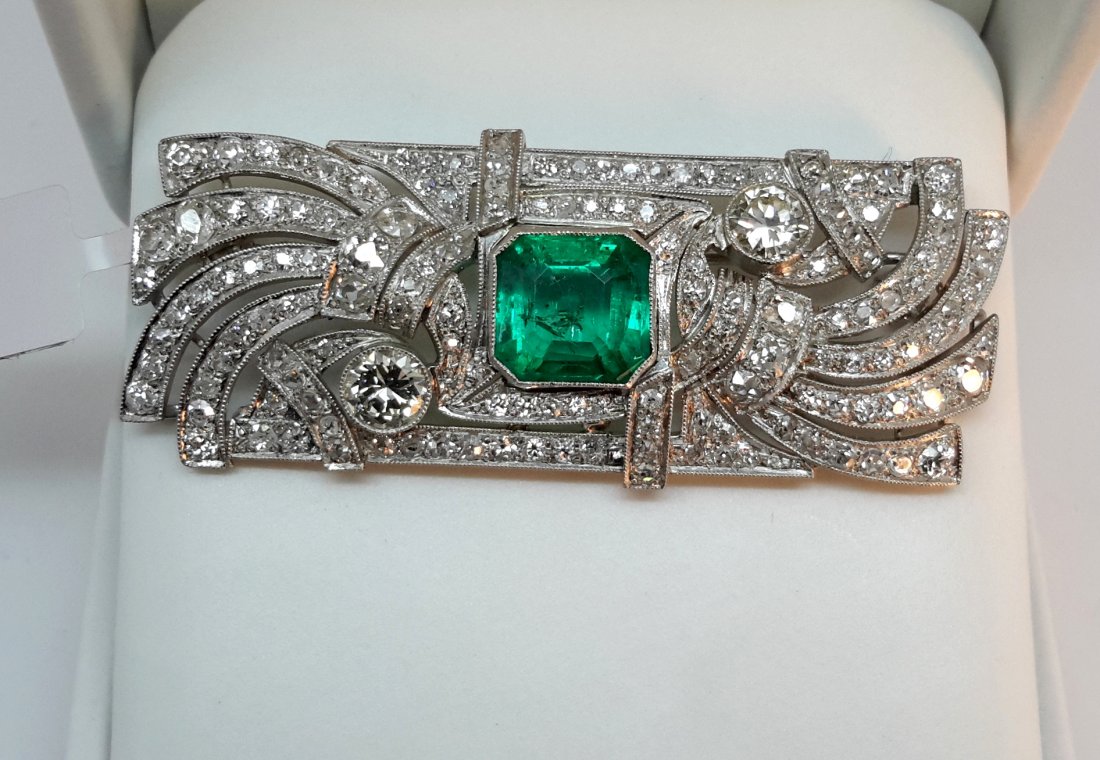 PLATINUM DIAMOND ART DECO BROOCH (1 of 3)