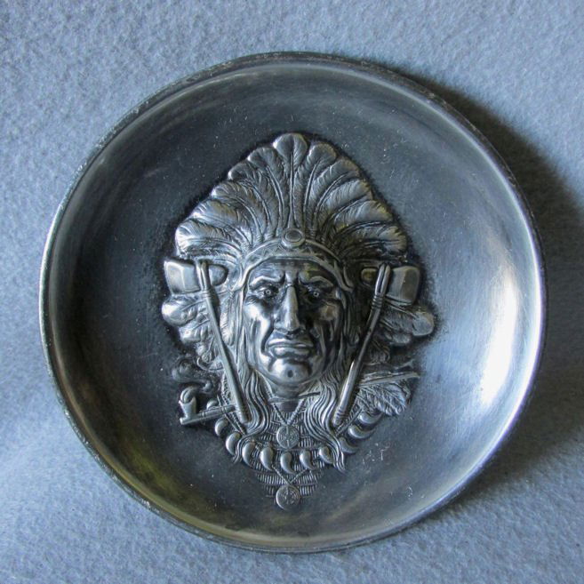 Antique Native American Indian Chief Tray, Tufts (1 of 4)