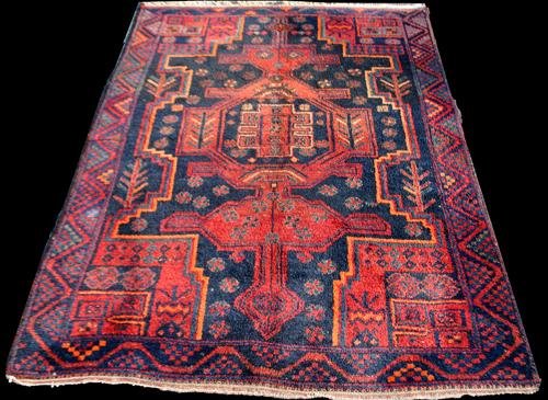 ANTIQUE HIGH QUALITY HAND WOVEN HAMEDAN RUG (1 of 4)