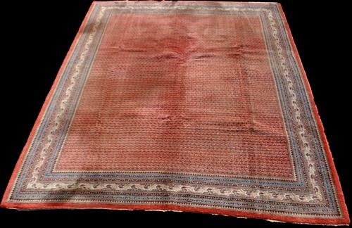 SIMPLY BEAUTIFUL HAND WOVEN FINE KNOTTED SAROUK RUG (1 of 5)
