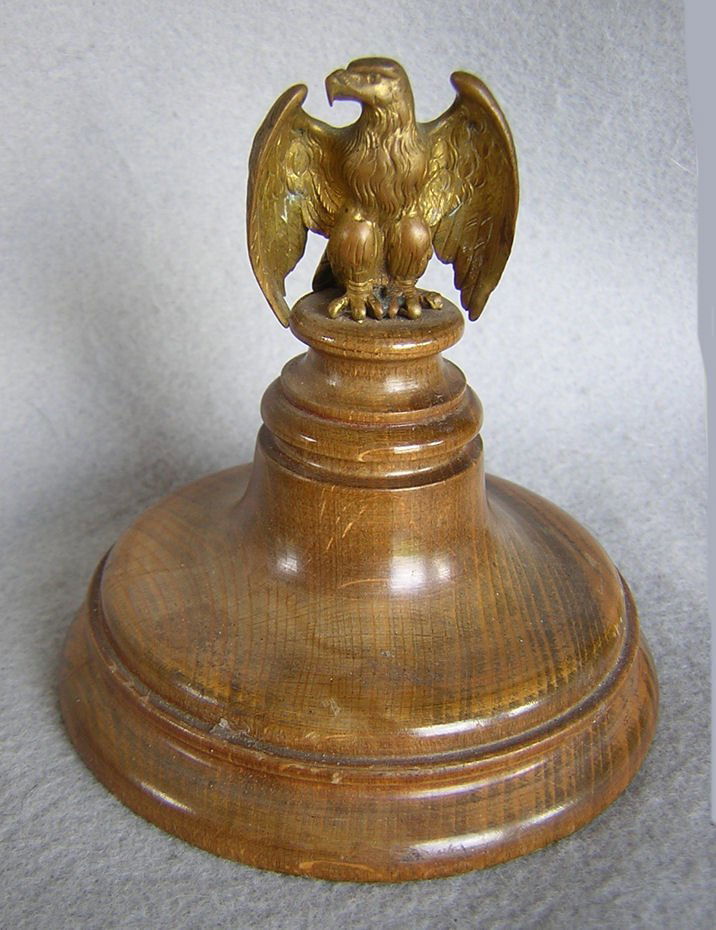 19thC Patirtic Bald Eagle Paperweight (1 of 4)