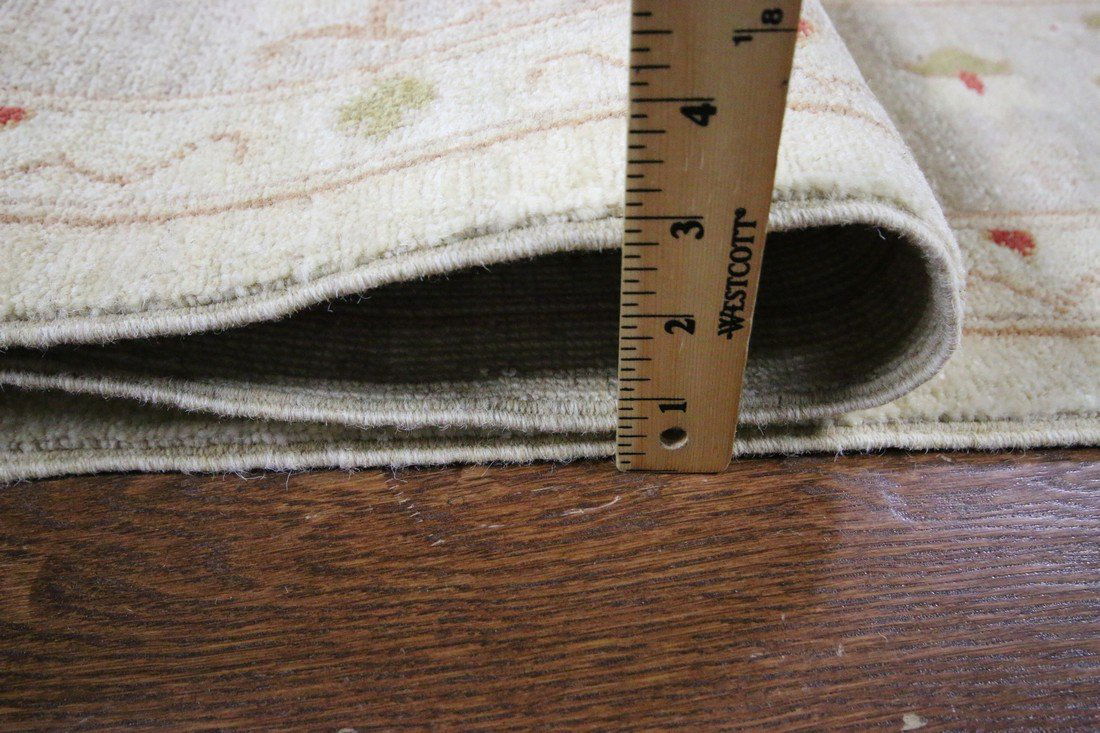 6'x9' Ivory Oushak Collection Peshawar Quality Chobi (1 of 10)