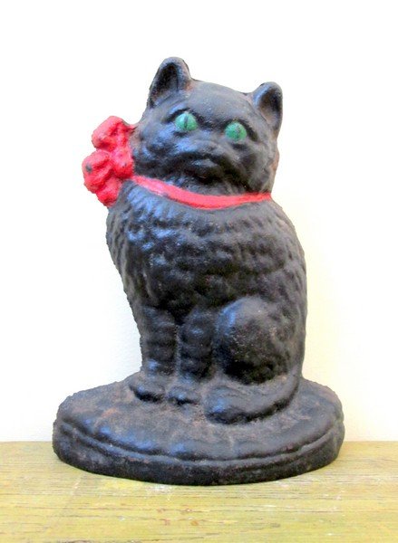 Cat with Bow Doorstop (1 of 7)