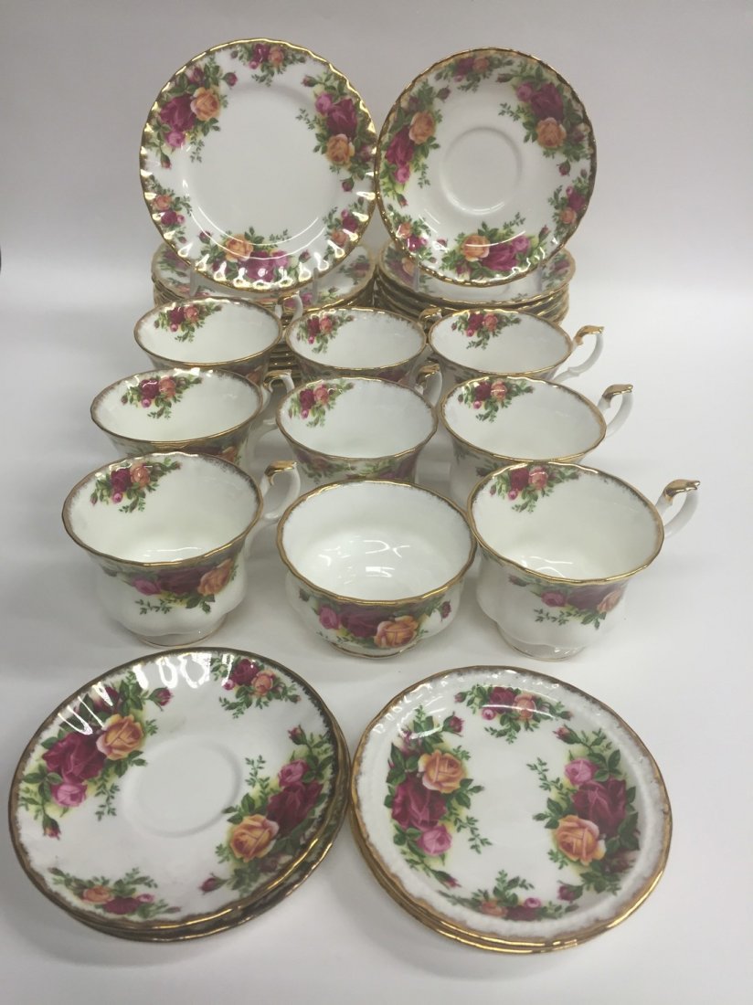 Group of 34 Royal Albert Tea Service pieces (1 of 1)