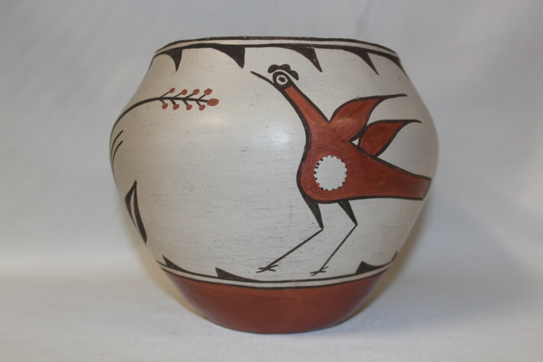 Zia Pottery : Beautiful Native American Zia Pottery Jar (1 of 1)