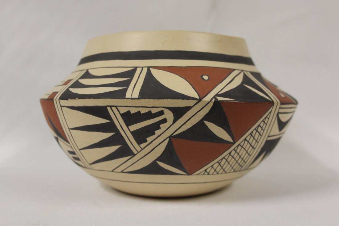 Acoma Pottery : Native American Acoma Pottery Bowl, by (1 of 1)