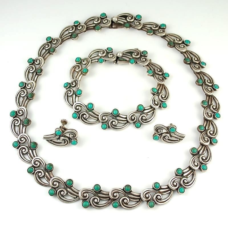 Margot de Taxco Turquoise Curls Complete Set BOOK PIECE (1 of 9)