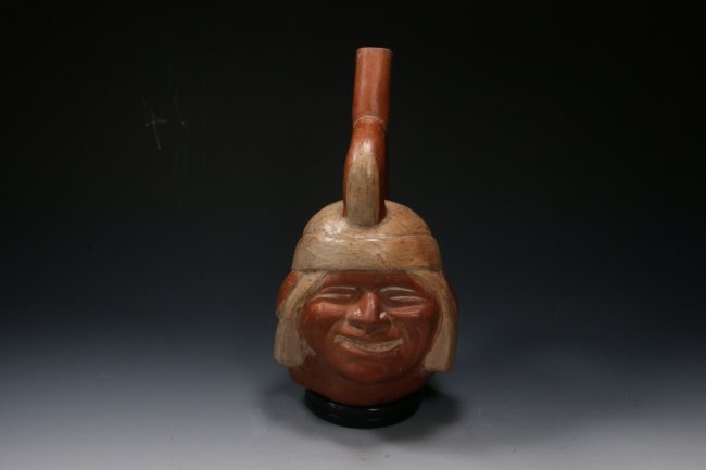 Pre-Columbian Moche Stirrup Vessel (1 of 8)