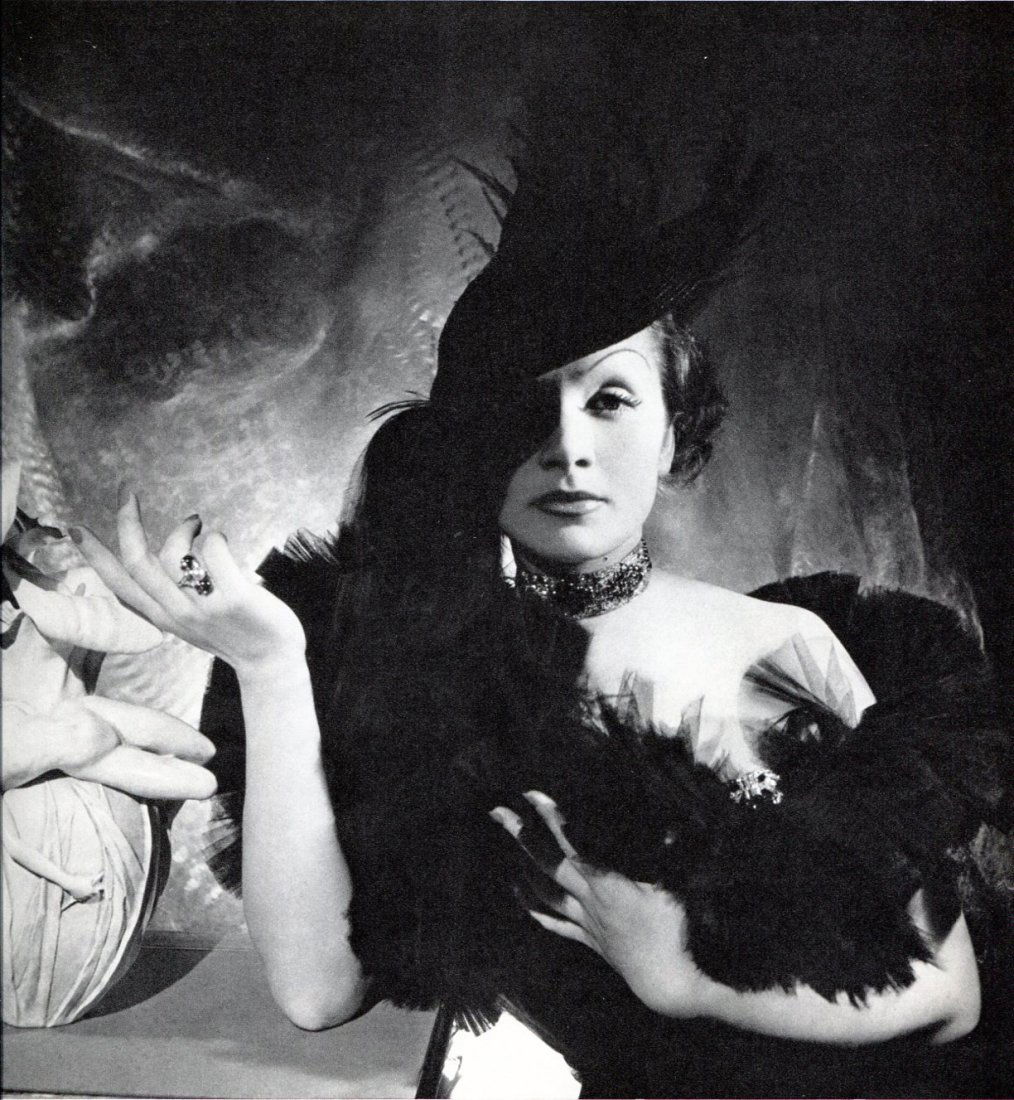 Beaton, Cecil - Marlene Dietrich, NYC 1935 (1 of 1)