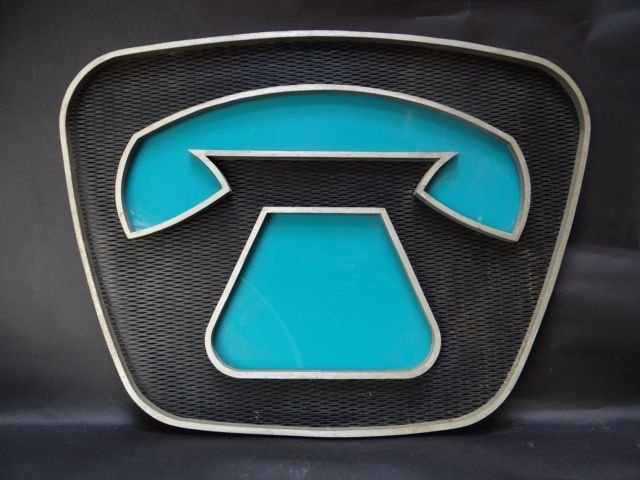 Pac Bell / Ma Bell Metal Telephone Sign AP305 (1 of 3)