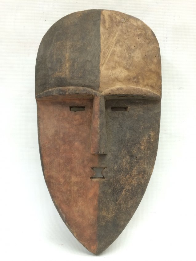 Vuvi Mask (1 of 5)