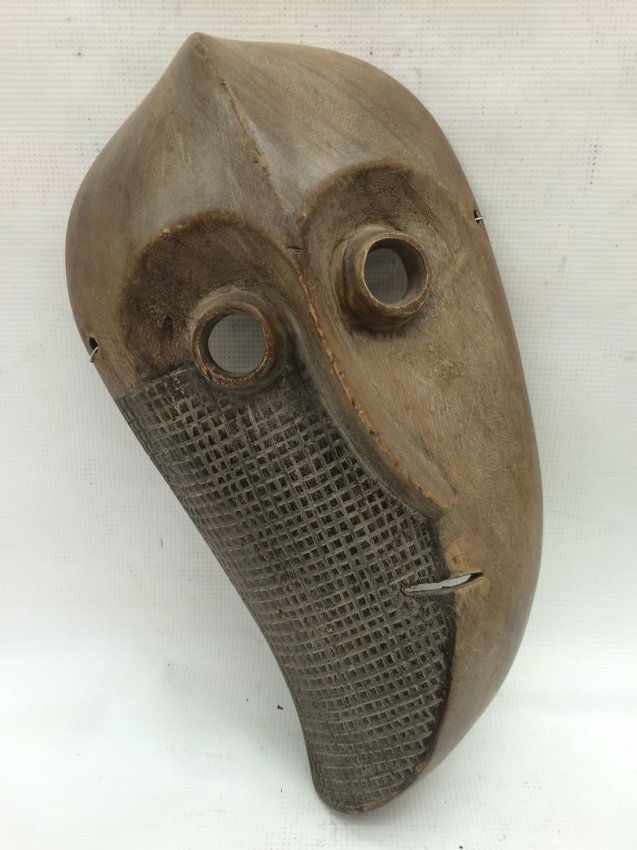 Pende Mask (1 of 4)