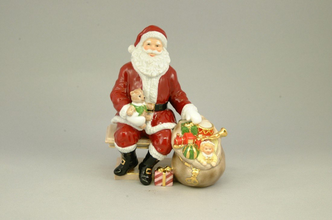 Royal Doulton Figurine Santa Claus Limited edition: Royal Doulton Figurine Santa Claus Limited edition Limited edition, H. 7.5" Flat rate shipping details: 1 item - $10 2 items - $15 3 items - $20 4 items - $25 5 items - $30 6+ items - $35