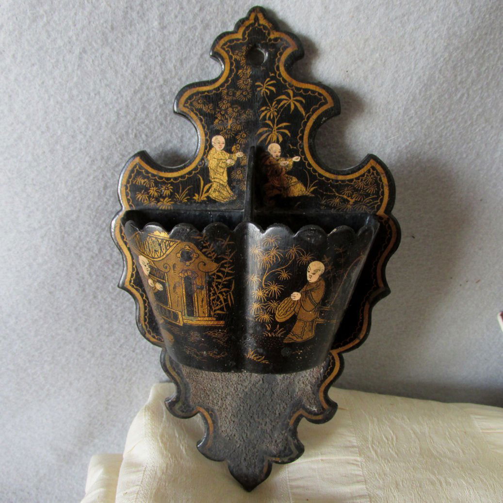 c1880s Chinoiserie Paper Mache Match Safe (1 of 4)