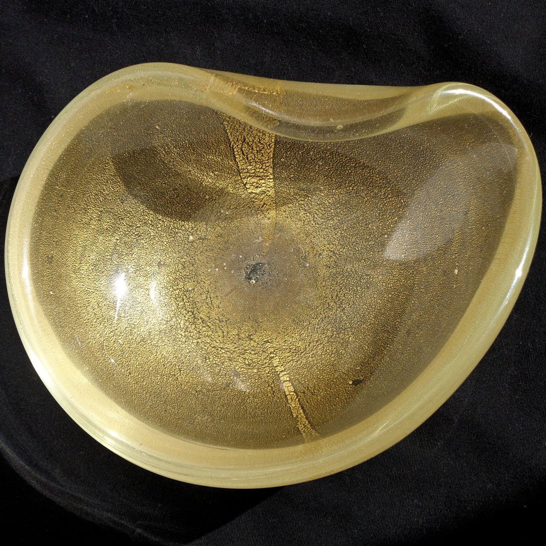 Archimede Seguso Murano Gold Flecks Art Glass Bowl (1 of 3)