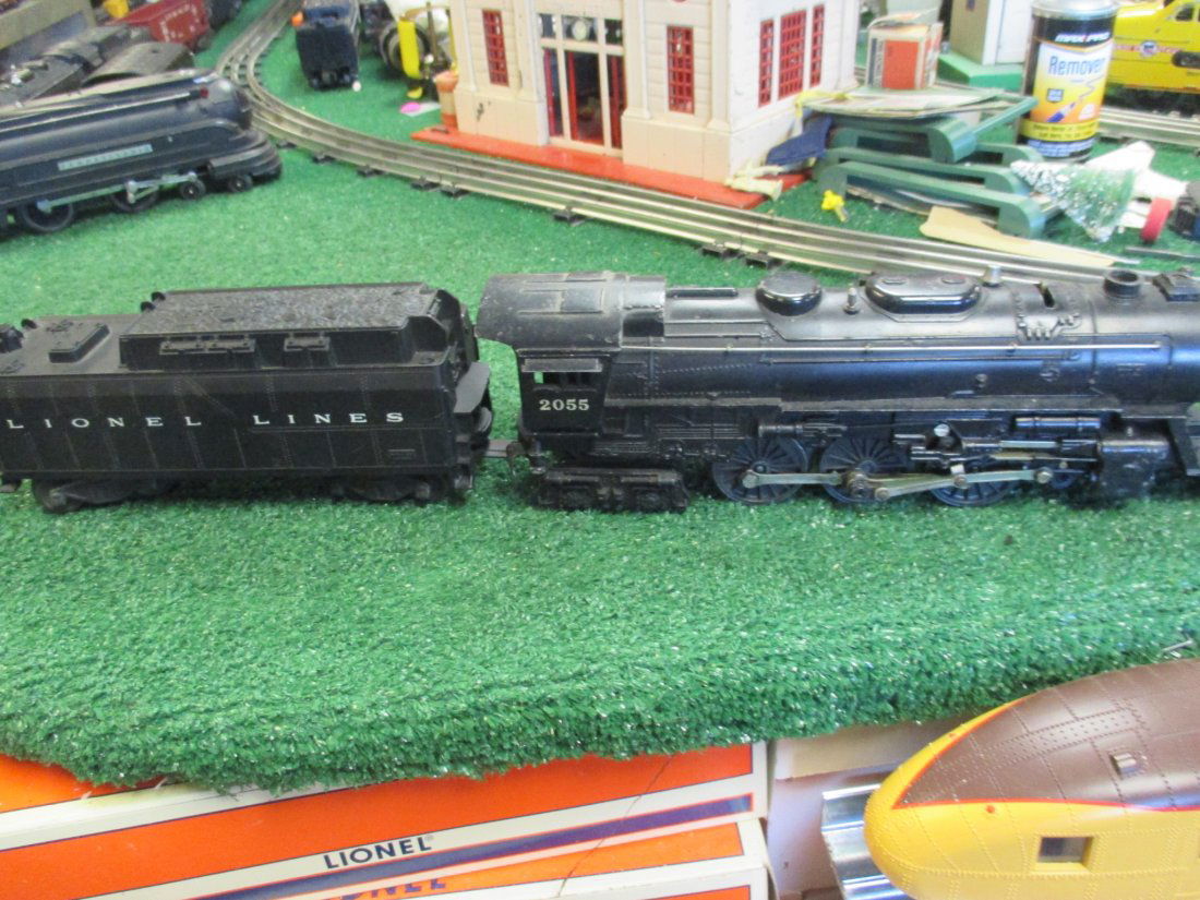 LIONEL POSTWAR 2055 4-6-4 DIE CAST STEAMER WITH 6026 W (1 of 9)