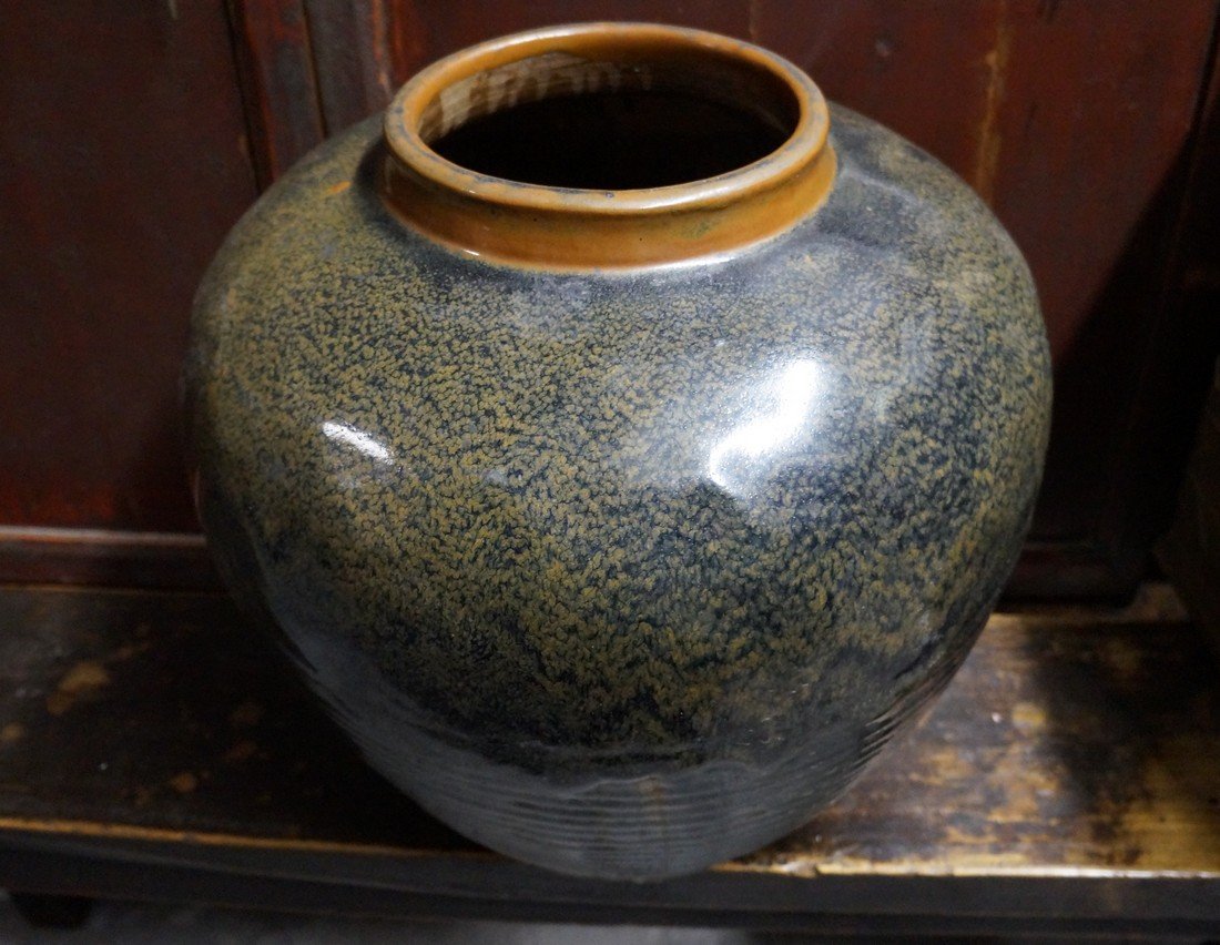 Old Large Blackware Jar with Hare's Fur (1 of 5)