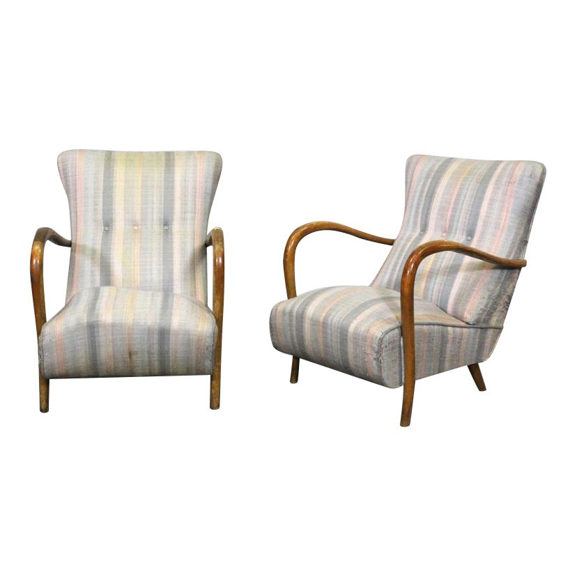 2 Wood Arm Chairs (1 of 5)