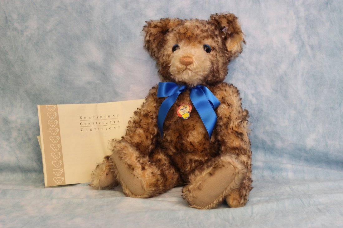 Steiff 1928 Replica Petsy Teddy Bear, Excelsior