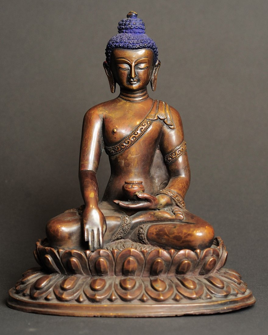 Shakyamuni: This Buddha statue is in the earth touching gesture with his right hand extended towards the ground. He would be perfect for any home altar or shrine. Weight: 1892g Dimensions: 6.75 x 5 x 8 inches Thi