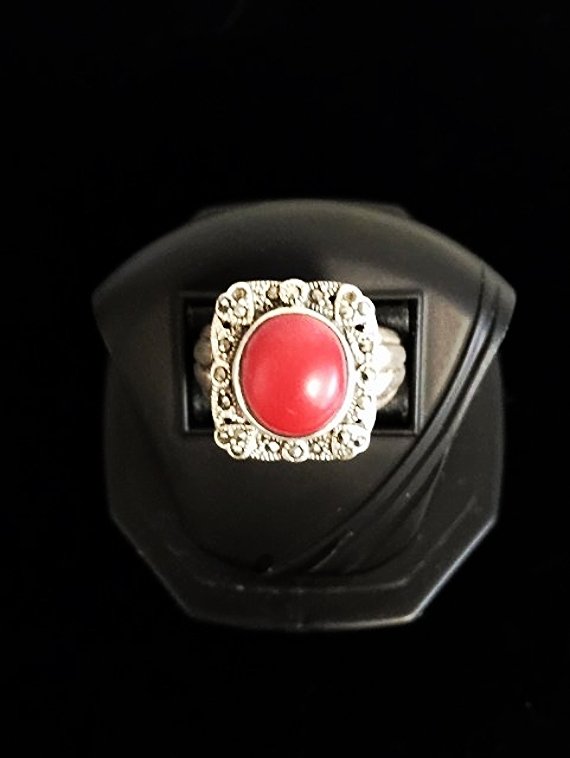VINTAGE CARNELIAN RING STERLING SILVER w MARCASITE (1 of 2)