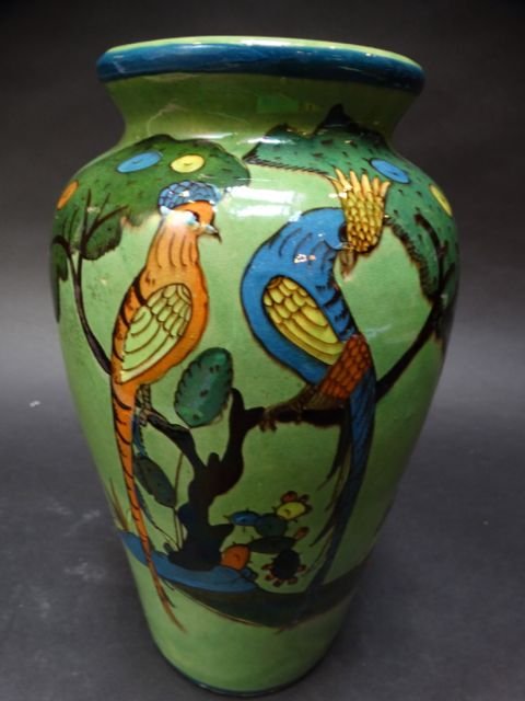 Mexican Tlaquepaque Vase w Parrots Green Background (1 of 5)