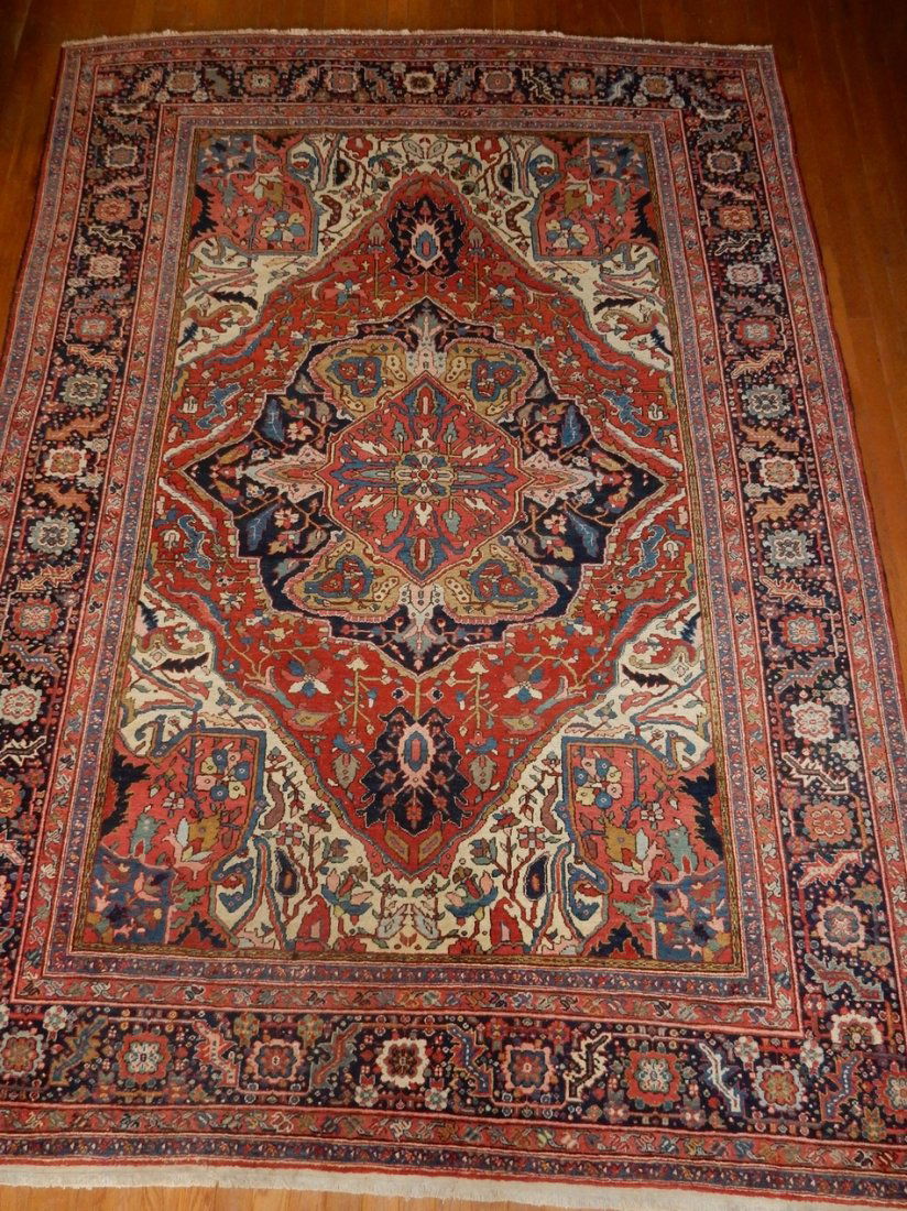 Heriz 9x12.5 (1 of 3)