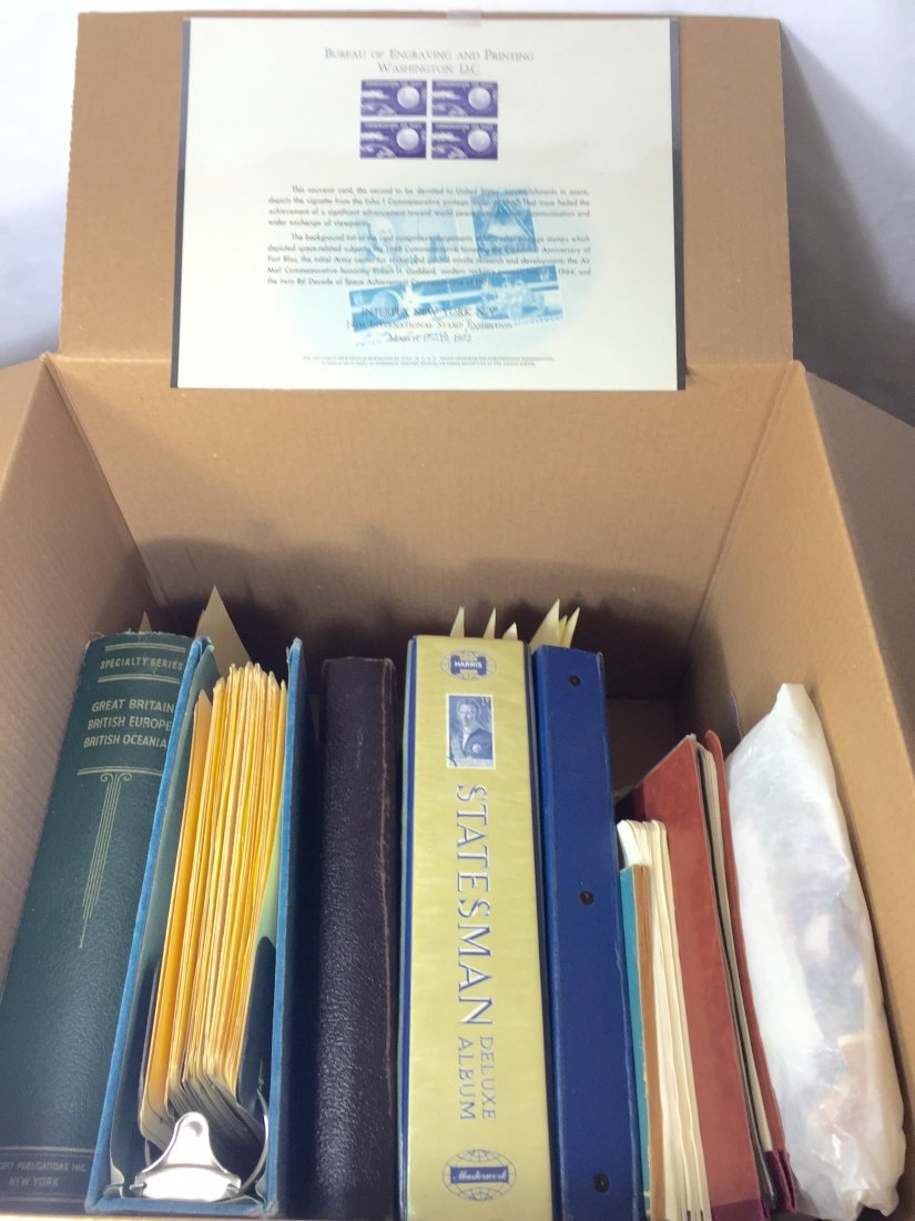 US & WW Collection Mint-used Stamp in albums and pages (1 of 8)