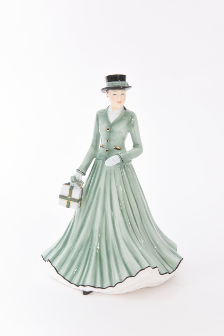 Royal Doulton Figurine Wish You A Merry Christmas (1 of 1)